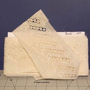 #24 Vintage Lace 7 Yards x 3.75” Cream Lace Trim Eyelet